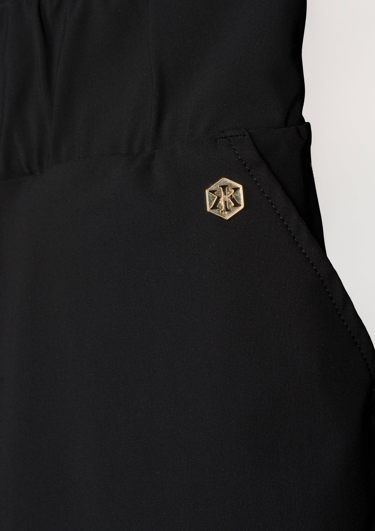 LUXE CLASSY Shorts black