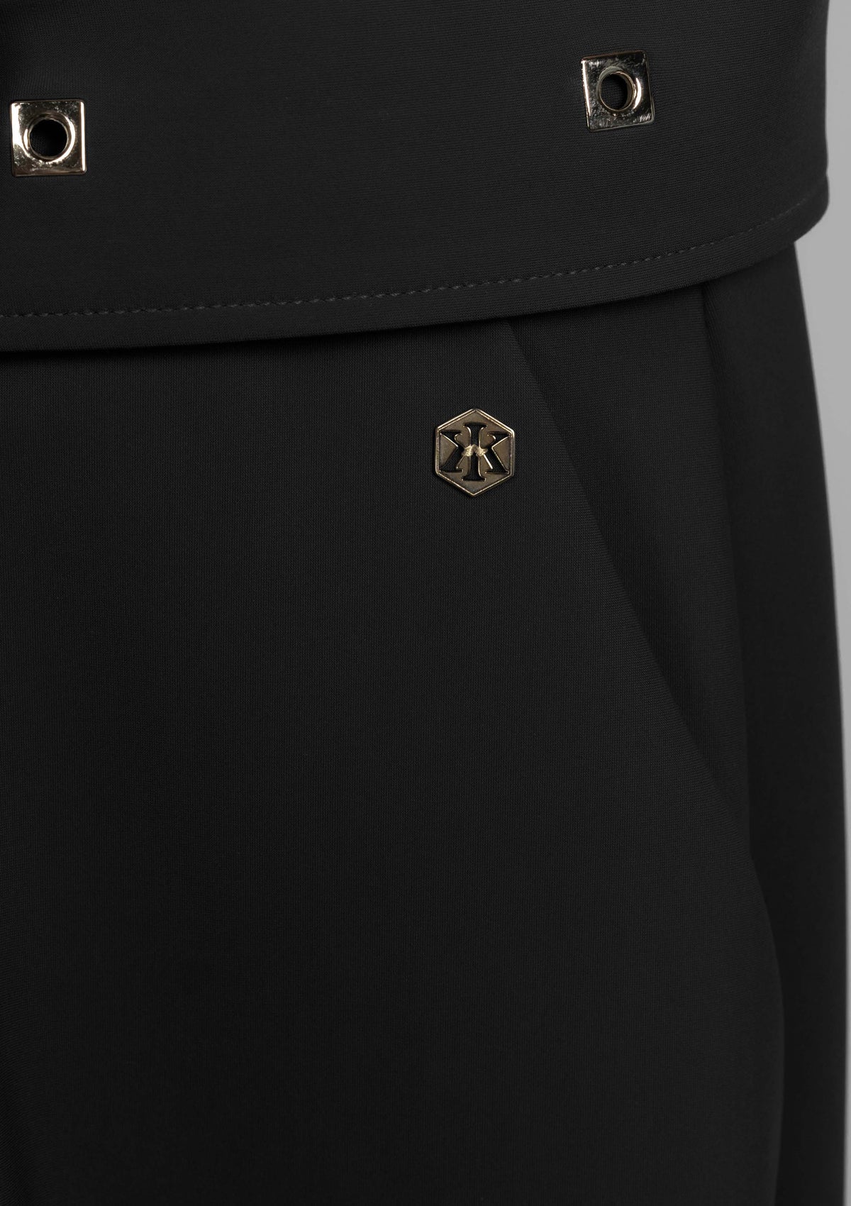 BEAUVOIR Shorts black